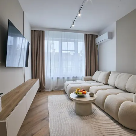 아파트 Historical Luxurious 1bdr Lift *